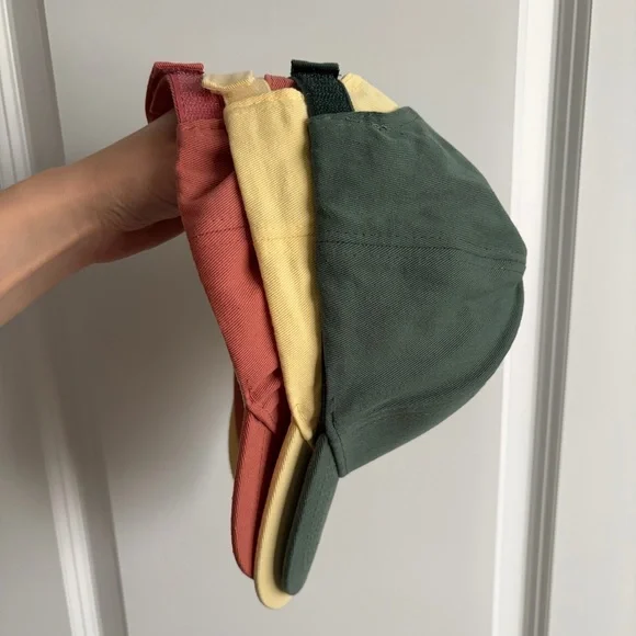 3 Pack Colorful Kids hats - Picture 2 of 6